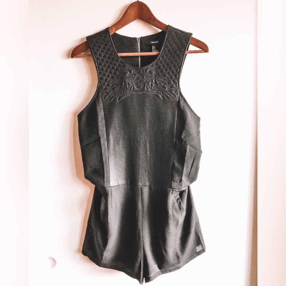 ✨Sold✨NWOT ♠️ Black Romper w/ Faux Leather Detail